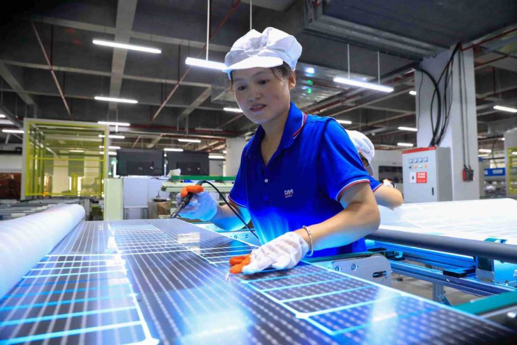 Over 650 GW cell and module production capacity planned in H1 2022