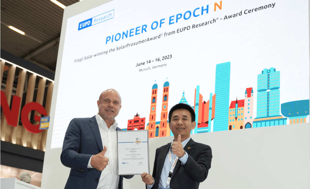 Yingli Solar winning EUPD’s SolarProsumerAward at Intersolar Europe 2023. Image: Yingli Solar