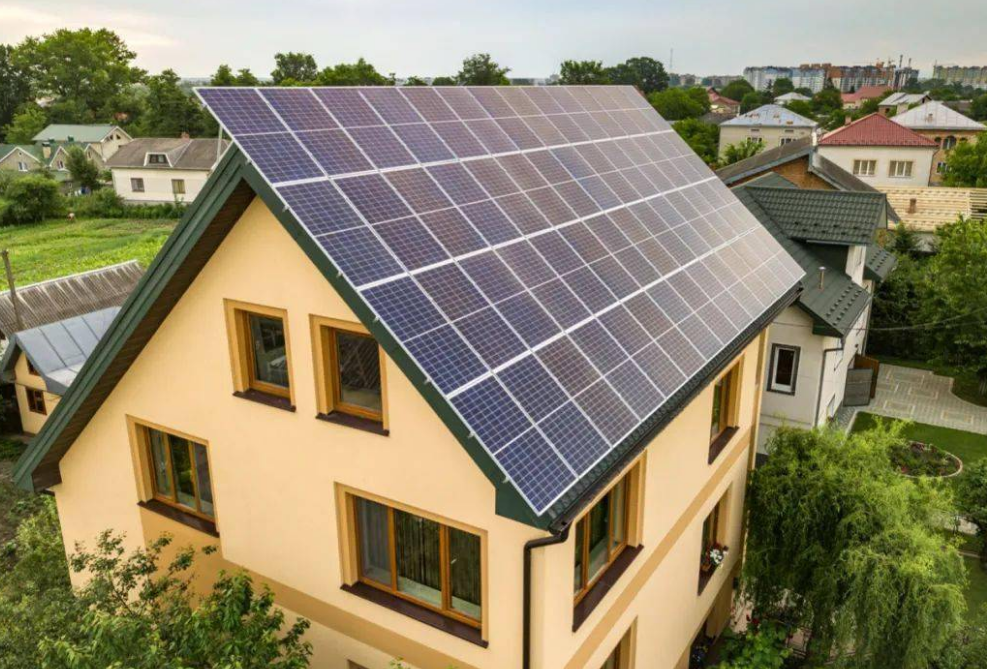 Analysis of the Current Development Status and Prospects of residential PV